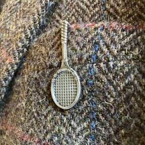 TENNIS RACKET CLIP - ANTIQUE BRASS FINISH
